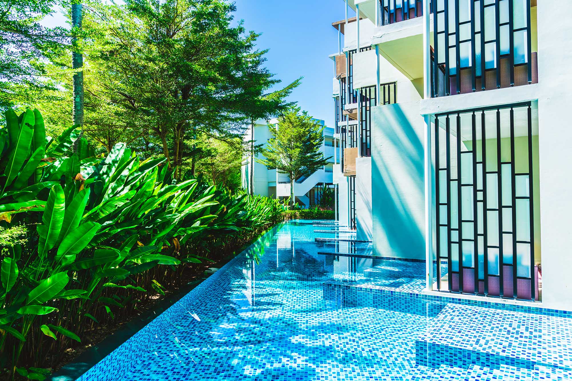 Travel Blue Beach Lounge